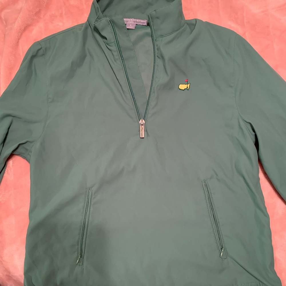 Womens masters pull over